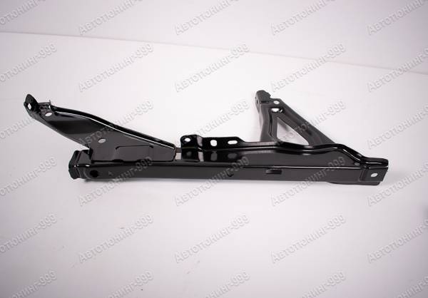 ���������� Toyota Land Cruiser 200 (����� Navigator)